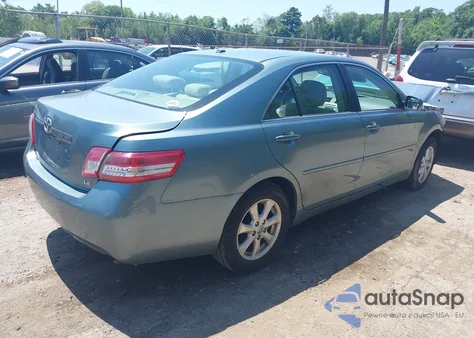 2010 Toyota Camry Le z USA, uszkodzony, nr VIN 4T4BF3EKXAR075058
